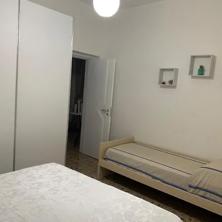 Perla Marina Feriehus Torre Ovo