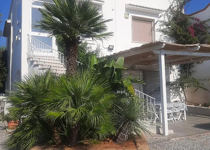 Perla Marina 펜션 *